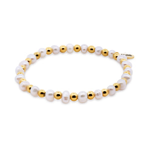 Beaded bracelet with aventurine beads