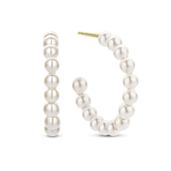 Earrings with pearls