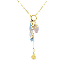 Ketting met parelschelpen en blauwe kralen