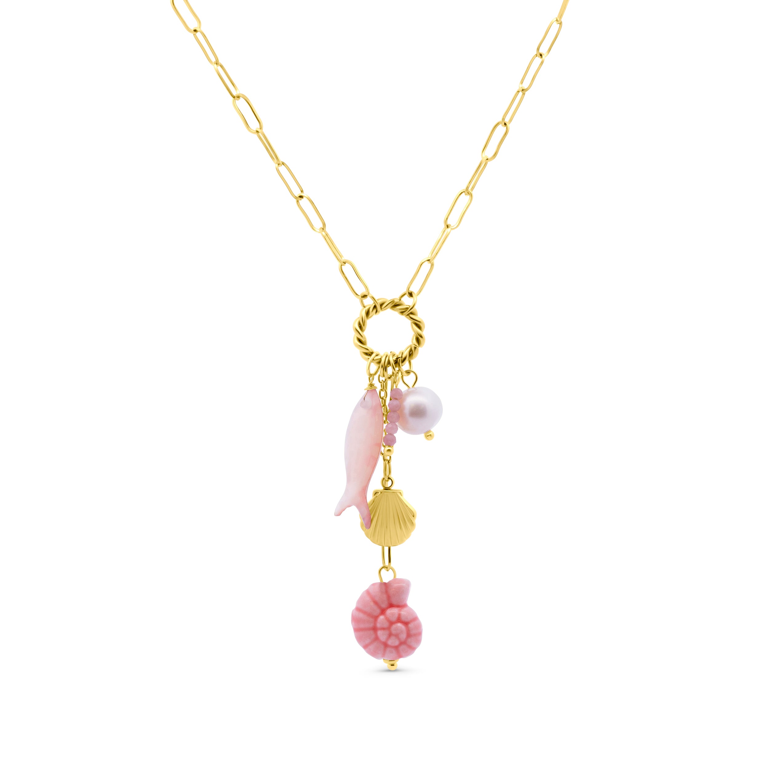 Long necklace with trumpet shell