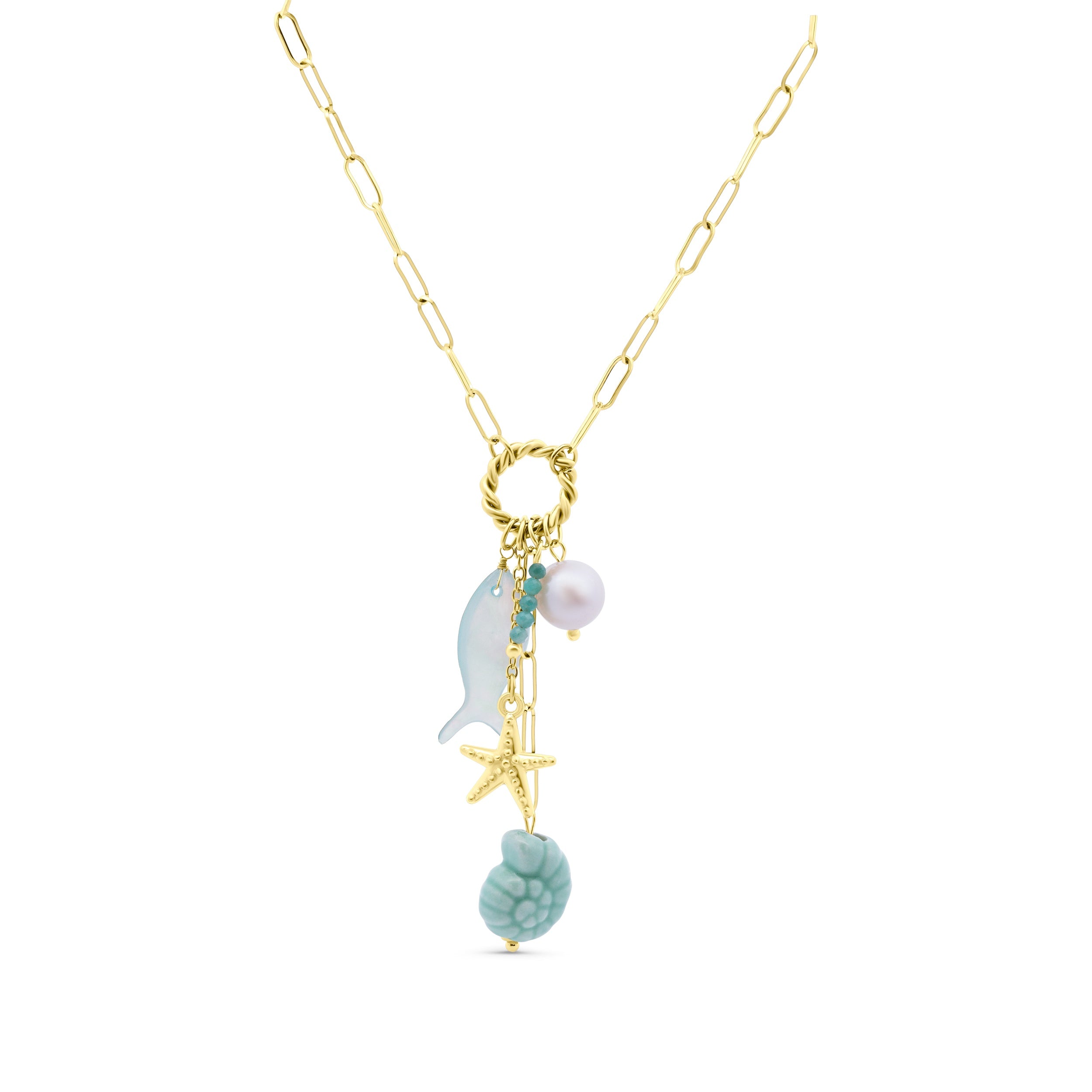 Long necklace with trumpet shell